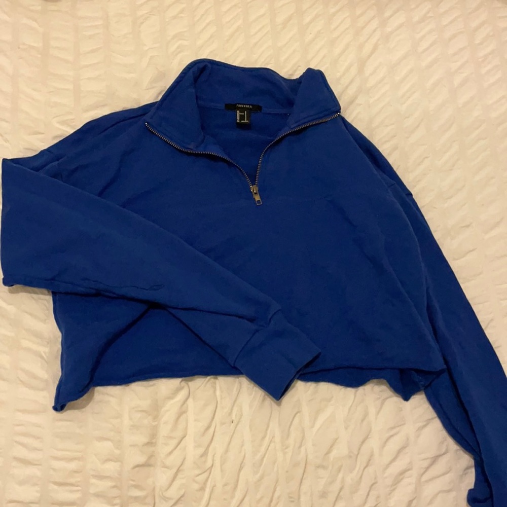 Blue cropped sweater